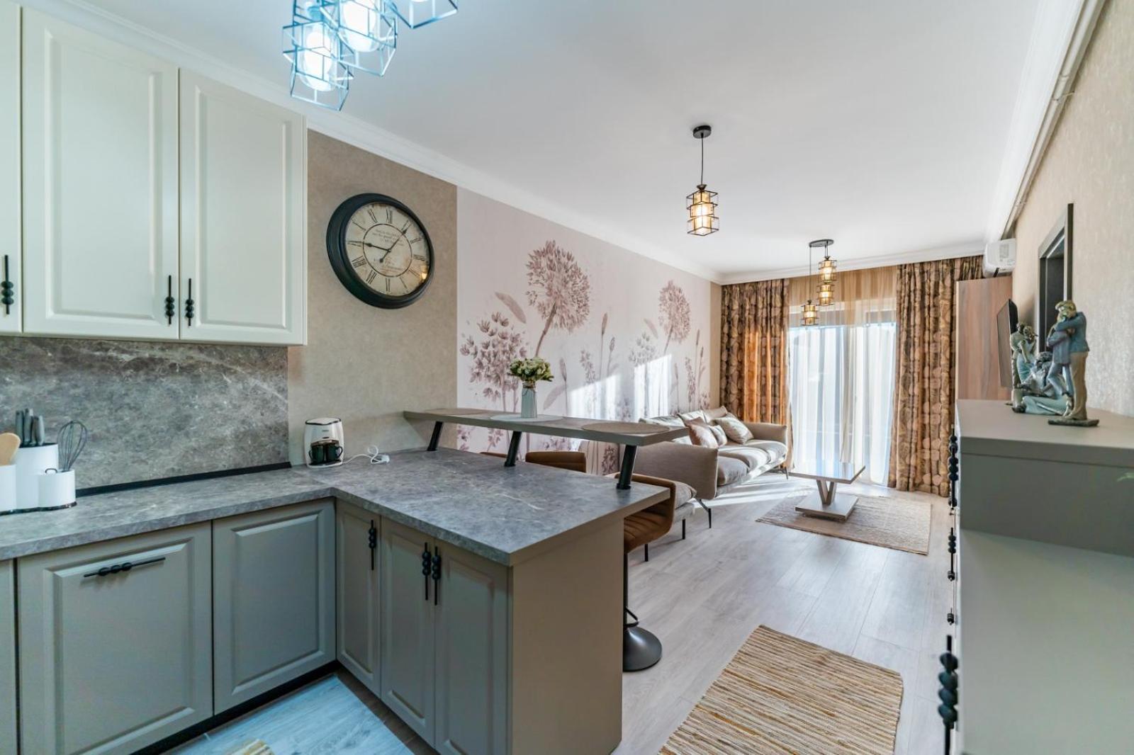 Luxury Cozy At Adora Park * Arad